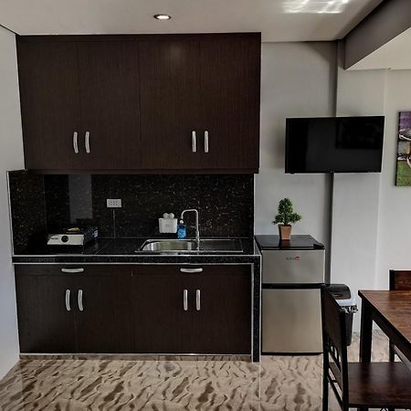 Avana Hills Tagaytay Villa 따가이따이 외부 사진