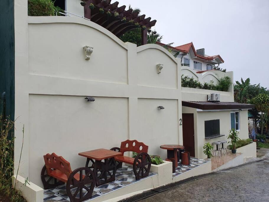 Avana Hills Tagaytay Villa 따가이따이 외부 사진