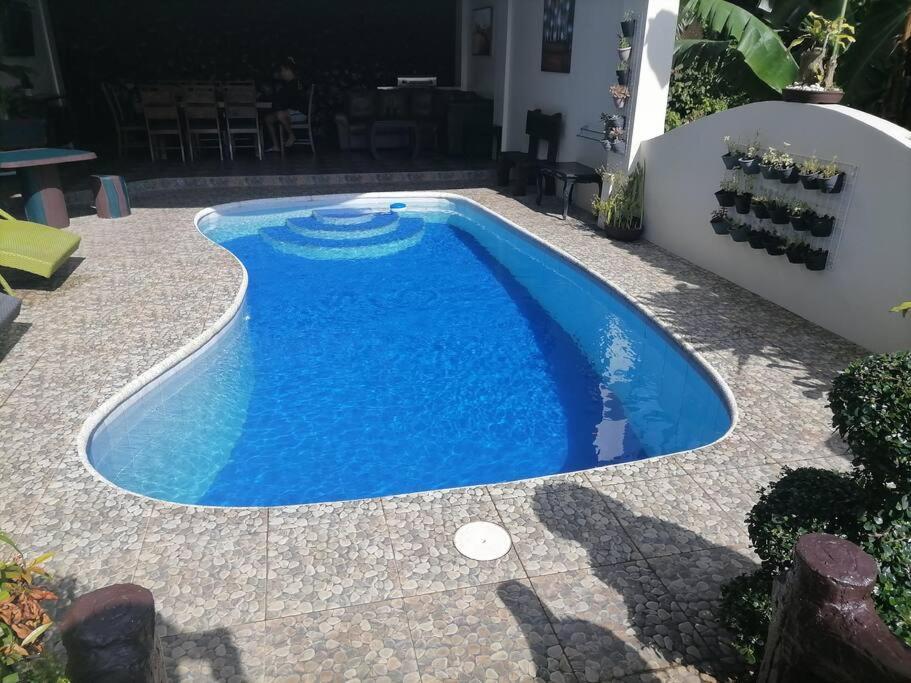 Avana Hills Tagaytay Villa 따가이따이 외부 사진