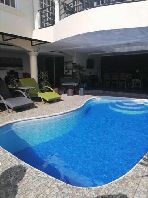 Avana Hills Tagaytay Villa 따가이따이 외부 사진