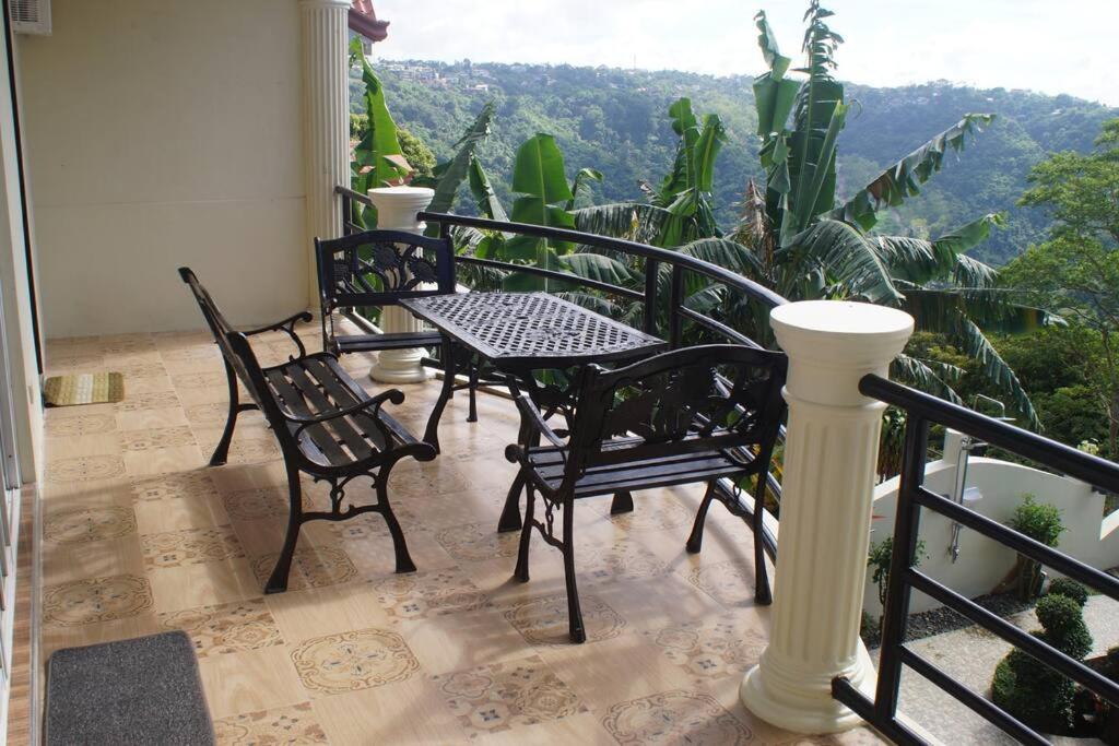 Avana Hills Tagaytay Villa 따가이따이 외부 사진