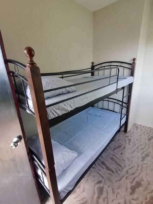 Avana Hills Tagaytay Villa 따가이따이 외부 사진