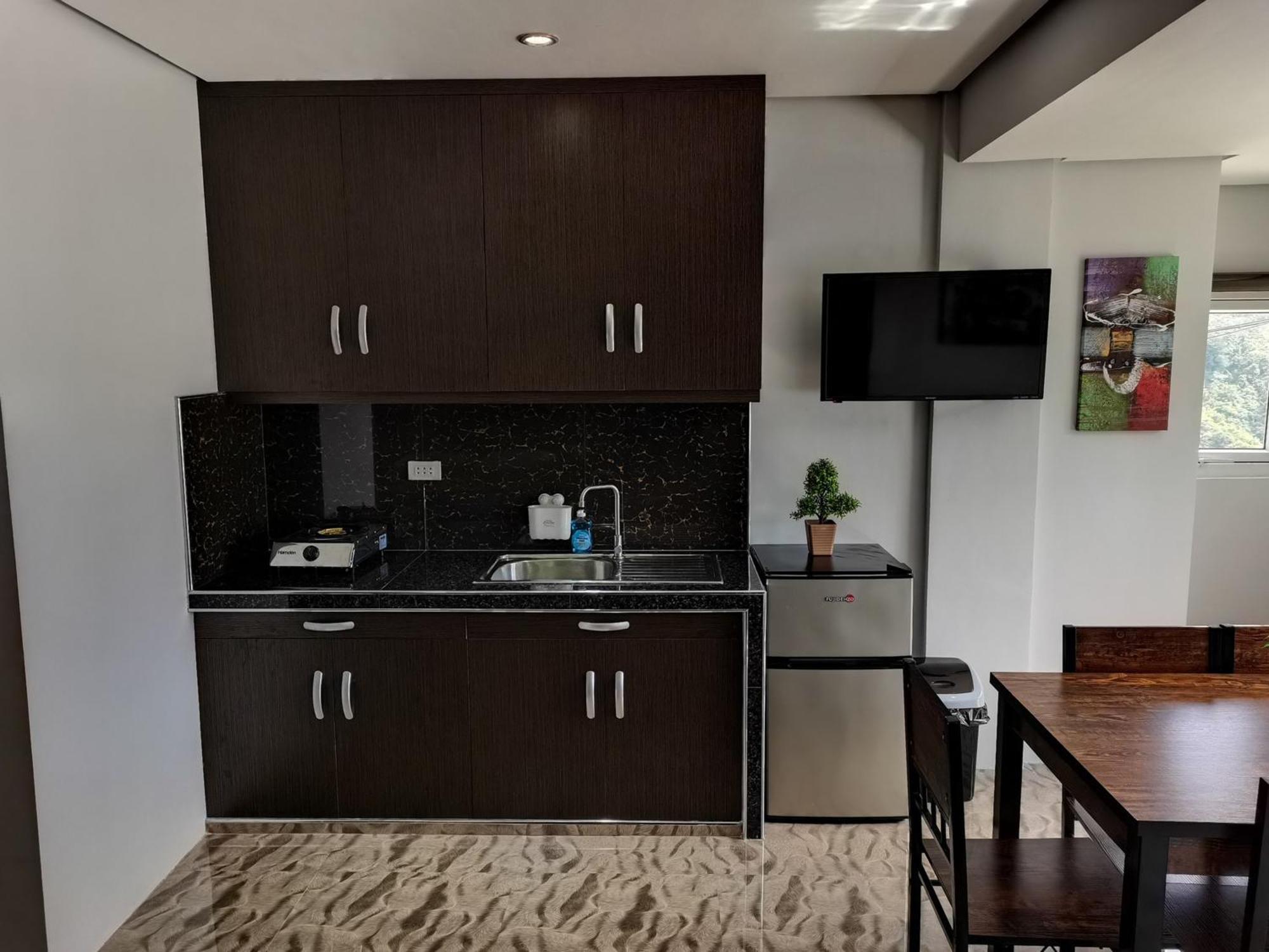 Avana Hills Tagaytay Villa 따가이따이 외부 사진