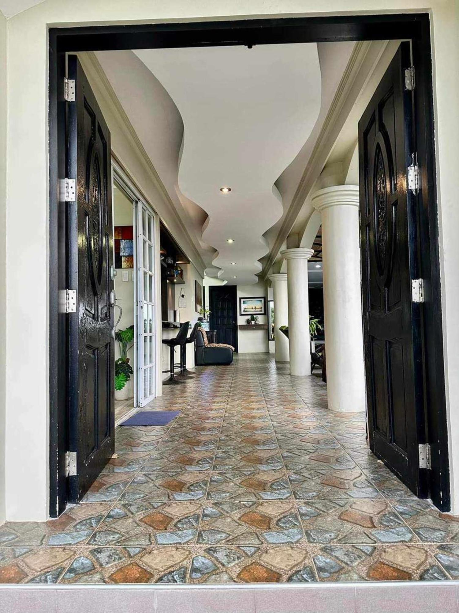 Avana Hills Tagaytay Villa 따가이따이 외부 사진