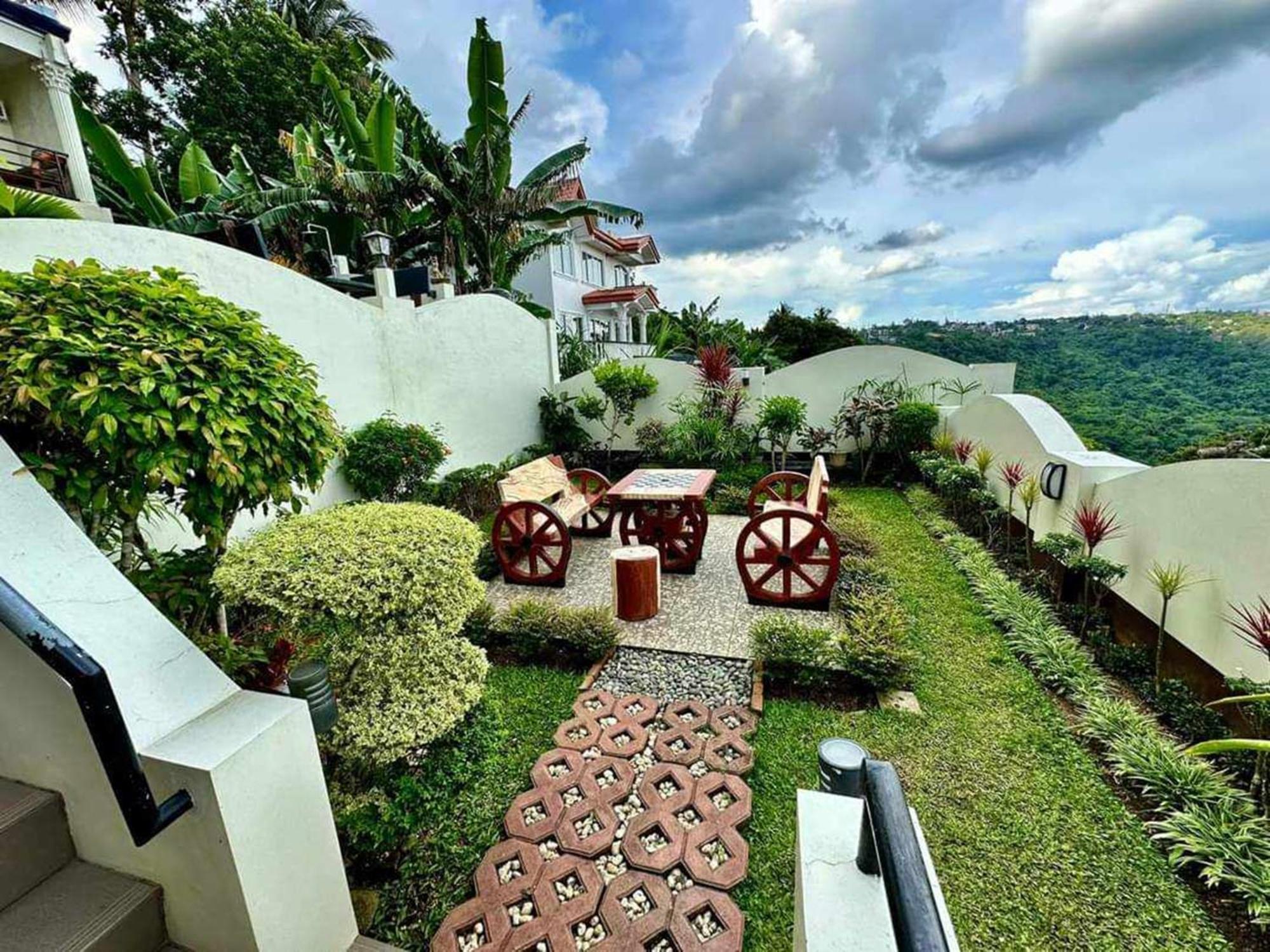 Avana Hills Tagaytay Villa 따가이따이 외부 사진